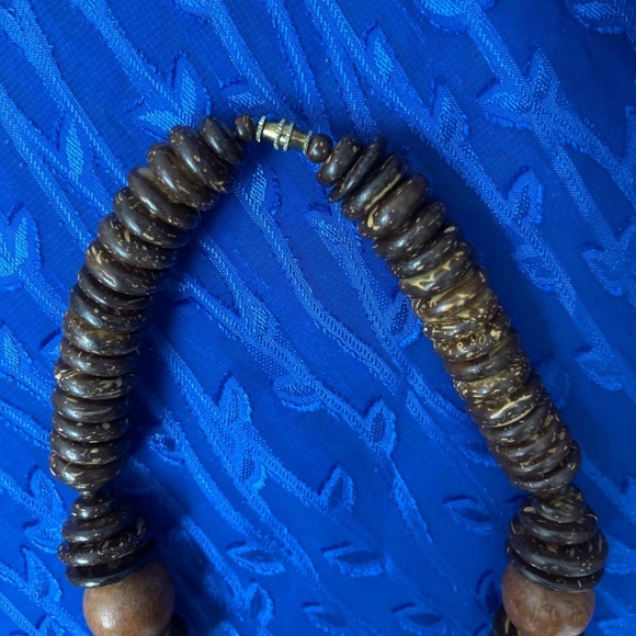 Necklace (Wood Beads/EUC) - Picture 3 of 3